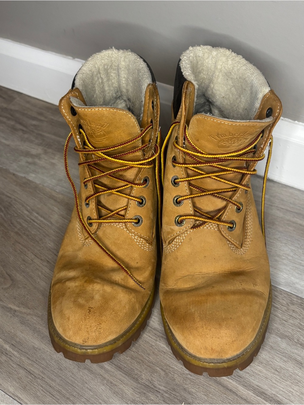 Timberland Wheat Brown Lace-Up Work Boots with Sherpa Collar